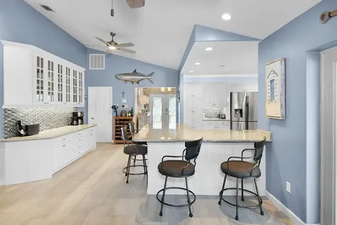 702 Se Adams Court Port Saint Lucie FL 34984