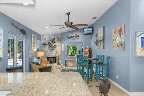702 Se Adams Court Port Saint Lucie FL 34984