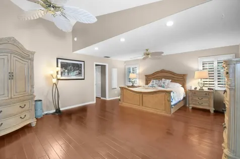 702 Se Adams Court Port Saint Lucie FL 34984