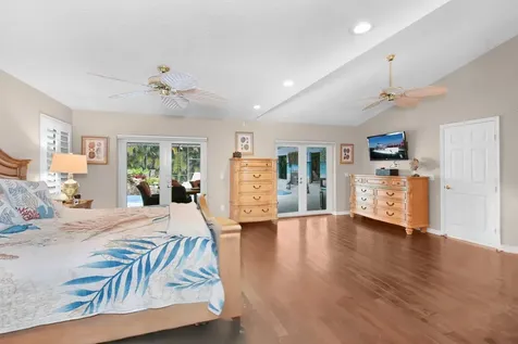 702 Se Adams Court Port Saint Lucie FL 34984