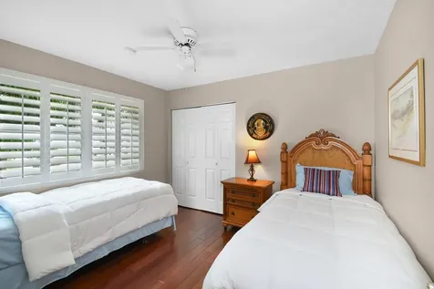 702 Se Adams Court Port Saint Lucie FL 34984