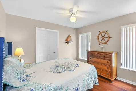 702 Se Adams Court Port Saint Lucie FL 34984
