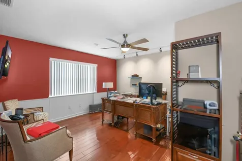 702 Se Adams Court Port Saint Lucie FL 34984
