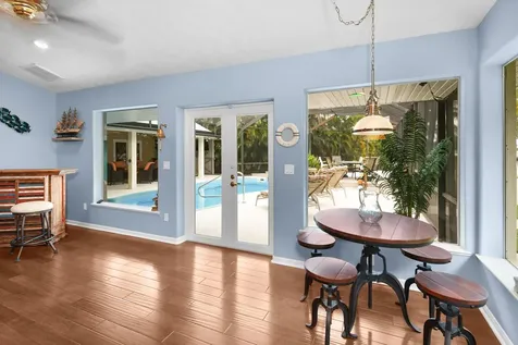702 Se Adams Court Port Saint Lucie FL 34984