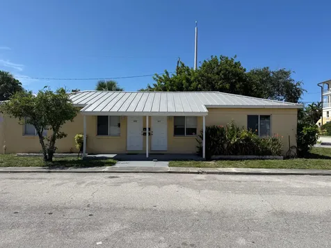 400 Metcalf Court West Palm Beach FL 33407