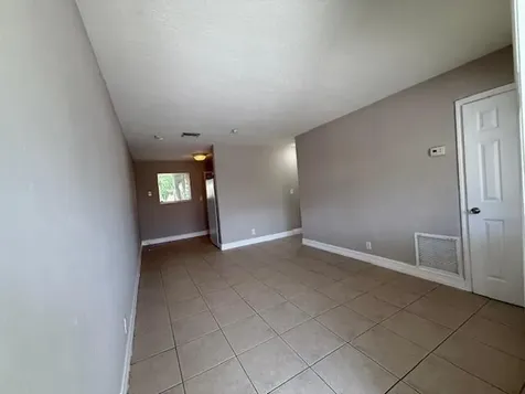 400 Metcalf Court West Palm Beach FL 33407