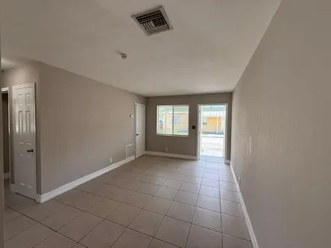 400 Metcalf Court West Palm Beach FL 33407