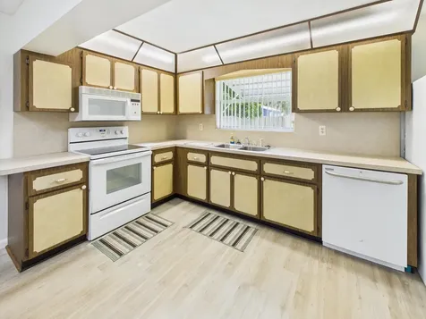 810 Se 13th Street Okeechobee FL 34974