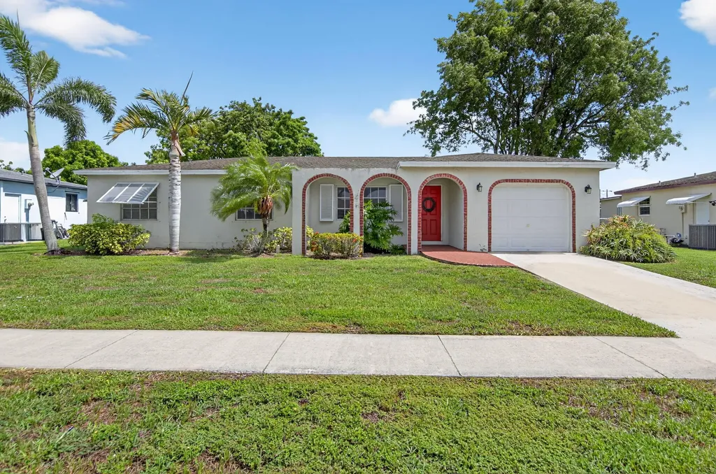 11123 Ladino Street Boca Raton FL 33428