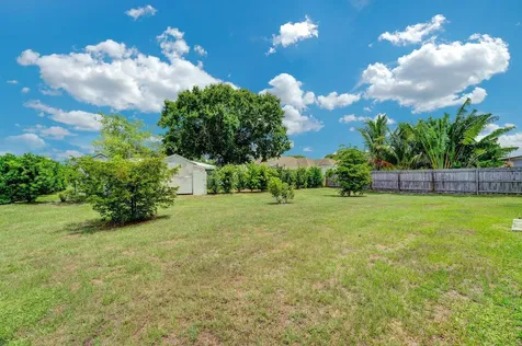 1319 Sw Hunnicut Avenue Port Saint Lucie FL 34953