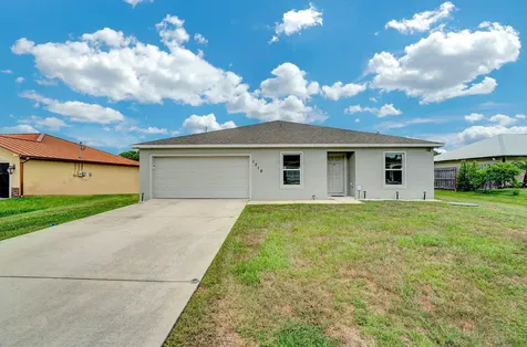1319 Sw Hunnicut Avenue Port Saint Lucie FL 34953