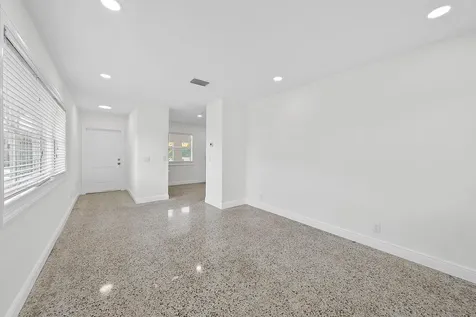 3808 Broadway West Palm Beach FL 33407