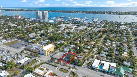 3808 Broadway West Palm Beach FL 33407