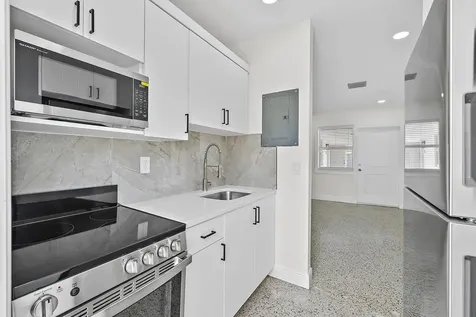 3808 Broadway West Palm Beach FL 33407