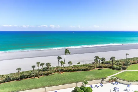200 Ocean Trail Way Jupiter FL 33477