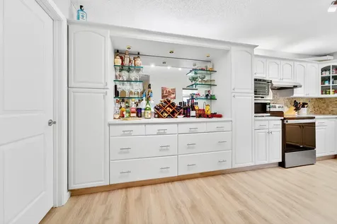 505 5th Terrace Palm Beach Gardens FL 33418