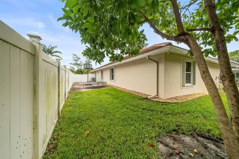 13520 Northumberland Circle Wellington FL 33414