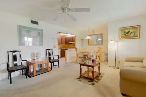318 Pine Ridge Circle Greenacres FL 33463