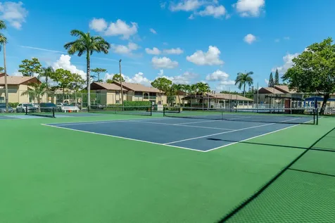318 Pine Ridge Circle Greenacres FL 33463