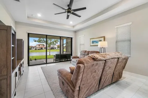 16070 Key Biscayne Lane The Acreage FL 33470