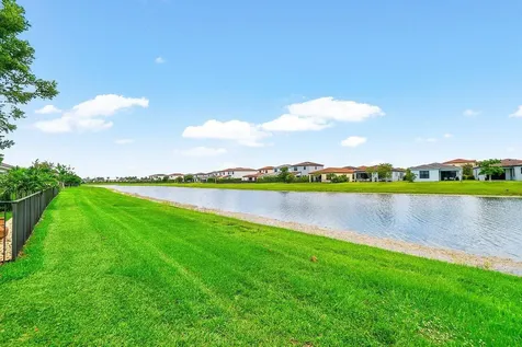 16070 Key Biscayne Lane The Acreage FL 33470