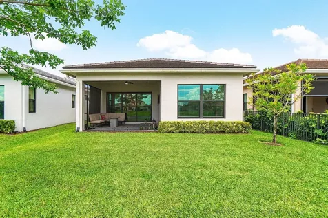 16070 Key Biscayne Lane The Acreage FL 33470
