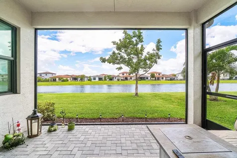 16070 Key Biscayne Lane The Acreage FL 33470
