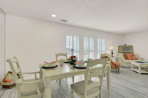 3824 Se Fairway Stuart FL 34997