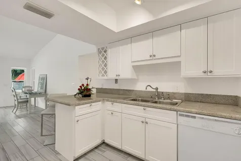 3824 Se Fairway Stuart FL 34997