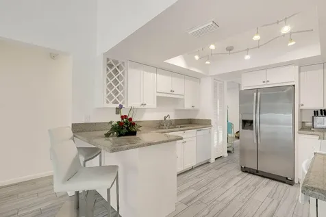 3824 Se Fairway Stuart FL 34997