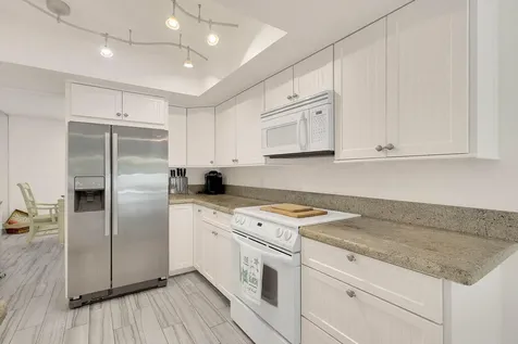 3824 Se Fairway Stuart FL 34997