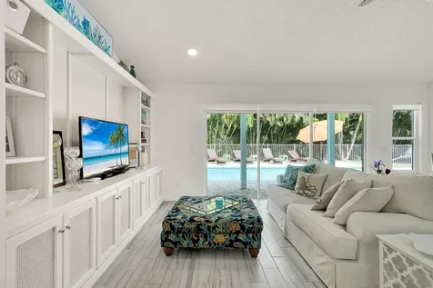 3824 Se Fairway Stuart FL 34997