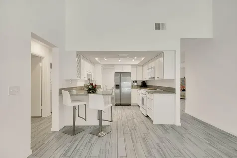 3824 Se Fairway Stuart FL 34997