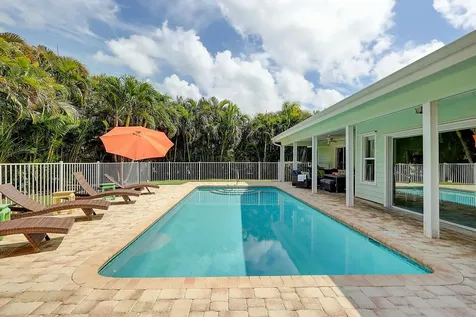 3824 Se Fairway Stuart FL 34997
