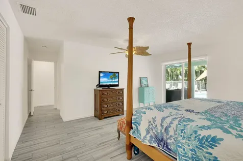 3824 Se Fairway Stuart FL 34997