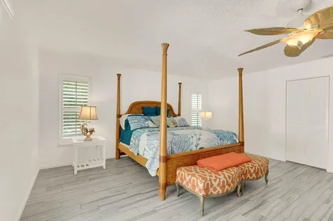 3824 Se Fairway Stuart FL 34997