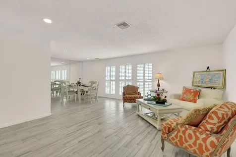 3824 Se Fairway Stuart FL 34997