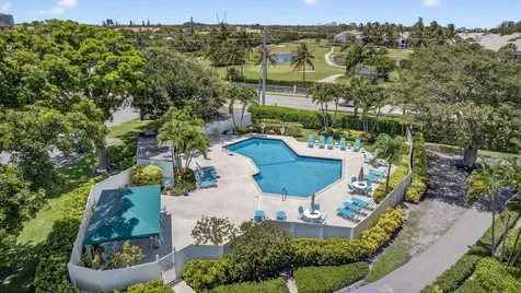 704 Clubhouse Circle Jupiter FL 33477