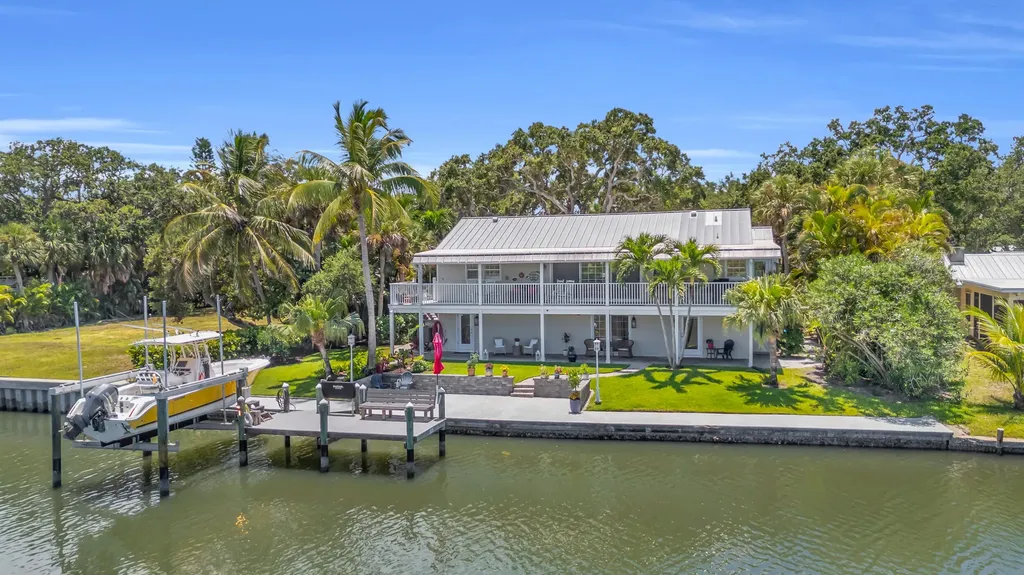 376 Live Oak Drive Vero Beach FL 32963