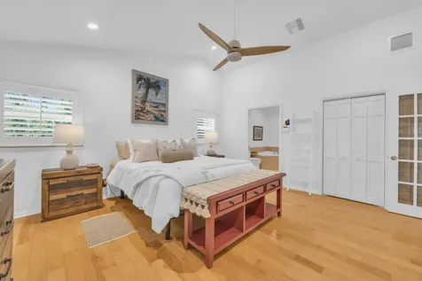 376 Live Oak Drive Vero Beach FL 32963
