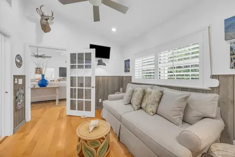 376 Live Oak Drive Vero Beach FL 32963