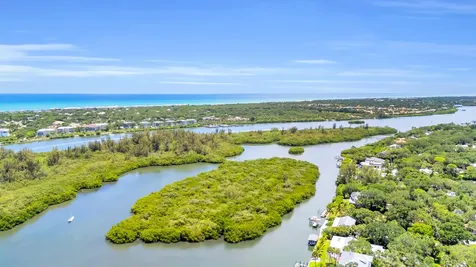 376 Live Oak Drive Vero Beach FL 32963