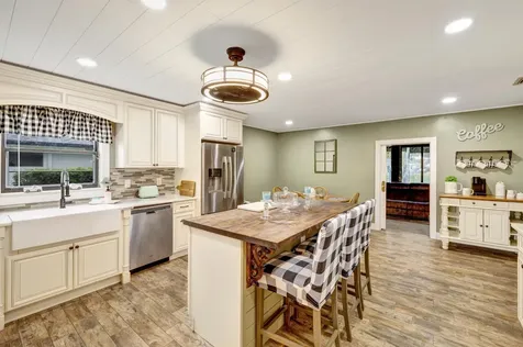 318 Las Palmas Street Royal Palm Beach FL 33411