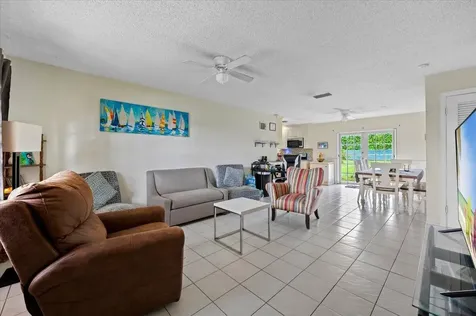 19309 Carolina Circle Boca Raton FL 33434