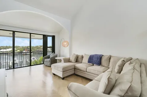 543 Bay Colony Drive Juno Beach FL 33408