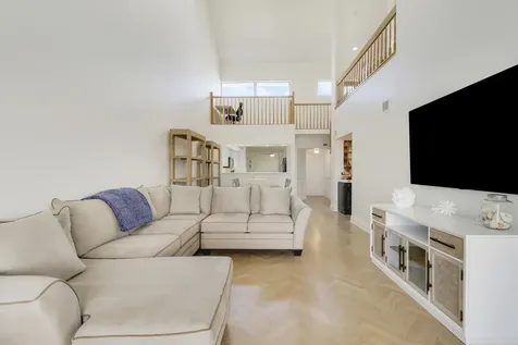 543 Bay Colony Drive Juno Beach FL 33408