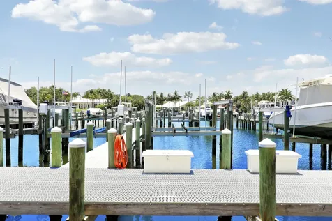 543 Bay Colony Drive Juno Beach FL 33408