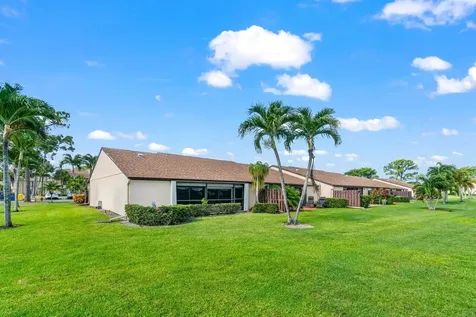 817 Sky Pine Way Greenacres FL 33415