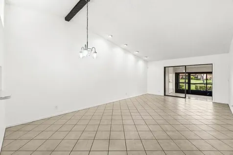 817 Sky Pine Way Greenacres FL 33415