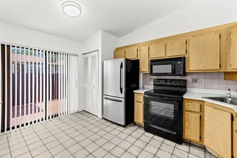 817 Sky Pine Way Greenacres FL 33415